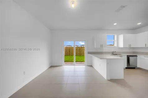 2567 SE 25th Drive Homestead FL 33035