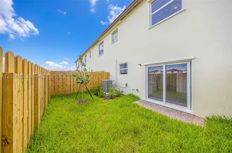 2567 SE 25th Drive Homestead FL 33035