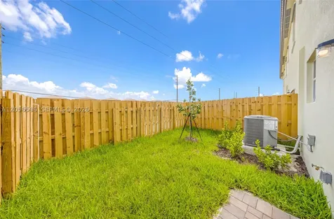 2567 SE 25th Drive Homestead FL 33035