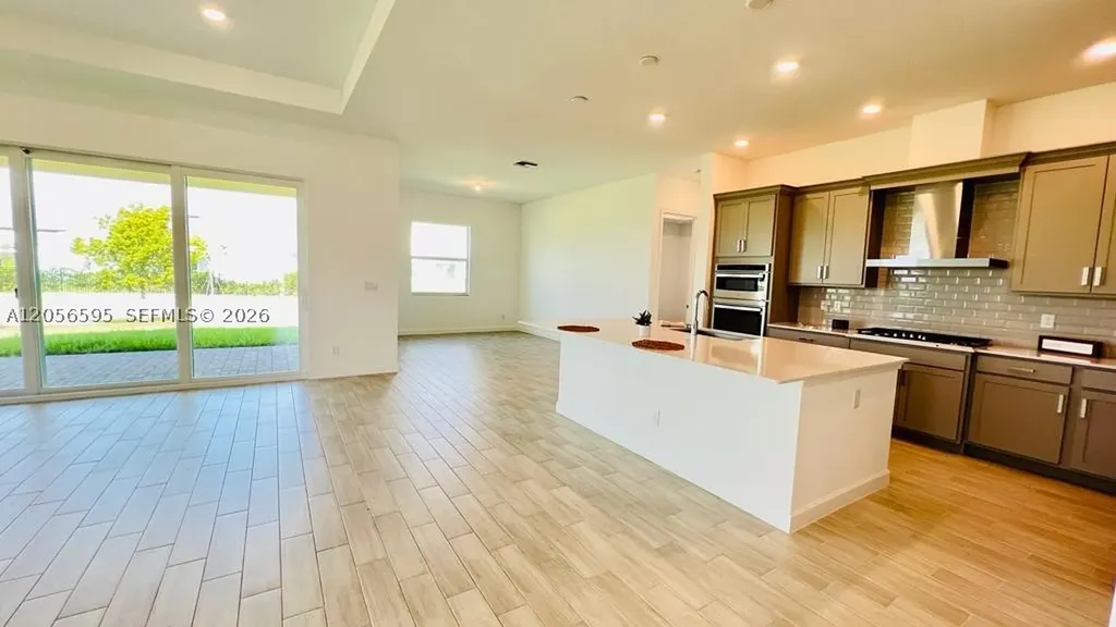 1097 Haywagon Trail Loxahatchee FL 33470