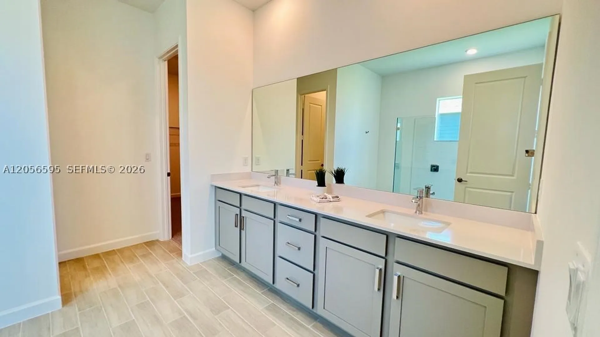 1097 Haywagon Trail Loxahatchee FL 33470