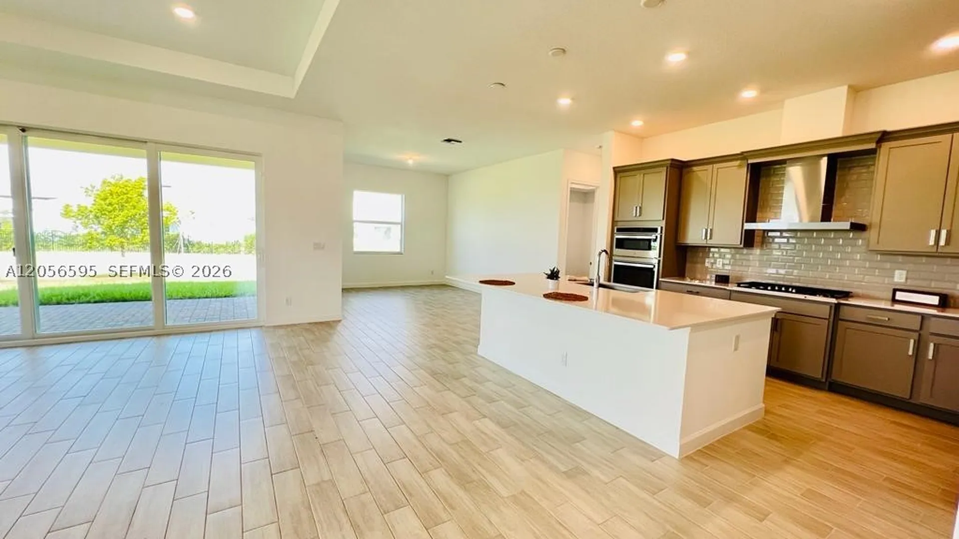 1097 Haywagon Trail Loxahatchee FL 33470