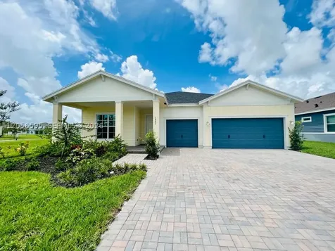 1097 Haywagon Trail Loxahatchee FL 33470