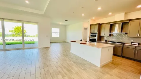 1097 Haywagon Trail Loxahatchee FL 33470