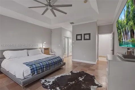 1032 NW 139th Terrace Pembroke Pines FL 33028