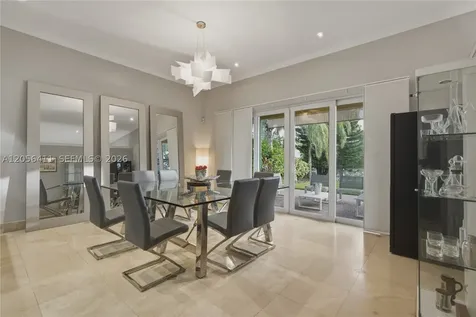 1032 NW 139th Terrace Pembroke Pines FL 33028