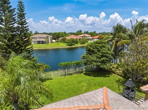 1032 NW 139th Terrace Pembroke Pines FL 33028
