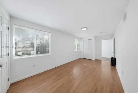 76 W 14 Street Hialeah FL 33010