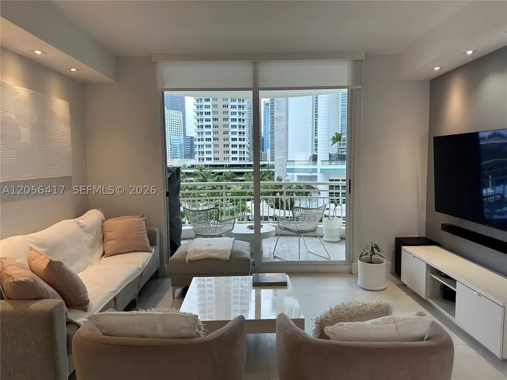 888 Brickell Key Drive Miami FL 33131