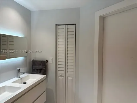 888 Brickell Key Drive Miami FL 33131