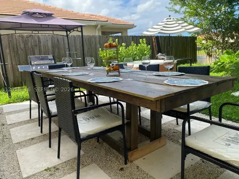 657 SE 31st Avenue Homestead FL 33033