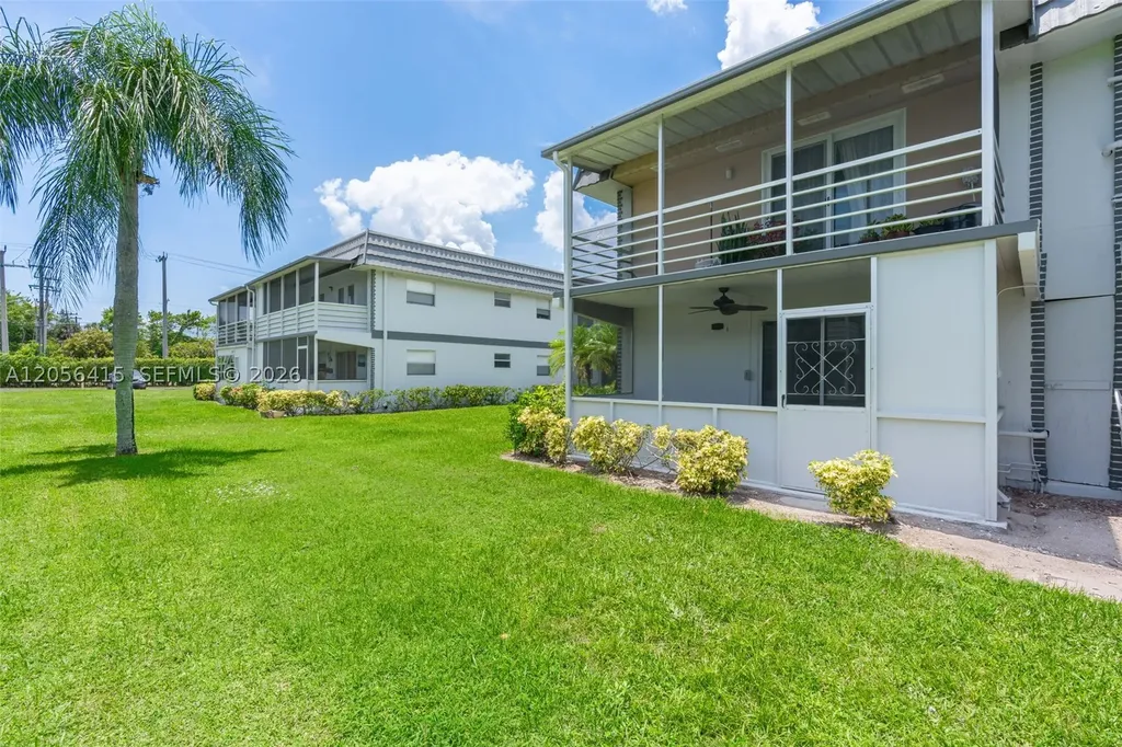 631 N Saxony N Delray Beach FL 33446