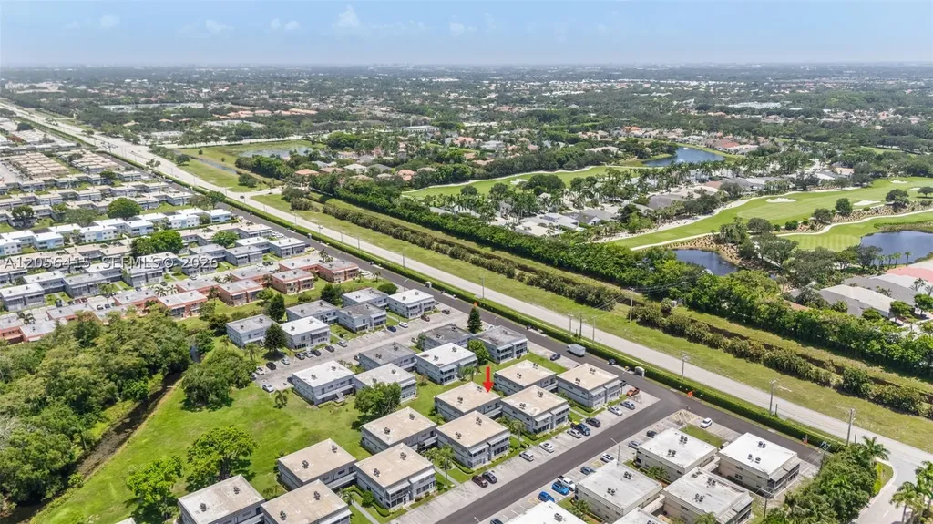 631 N Saxony N Delray Beach FL 33446