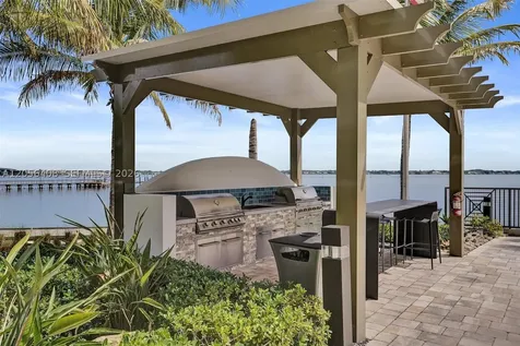 41 Seminole Street SW Stuart FL 34994