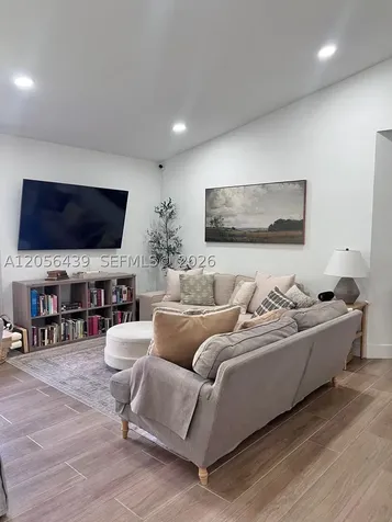 1285 Seagrape Circle Weston FL 33326