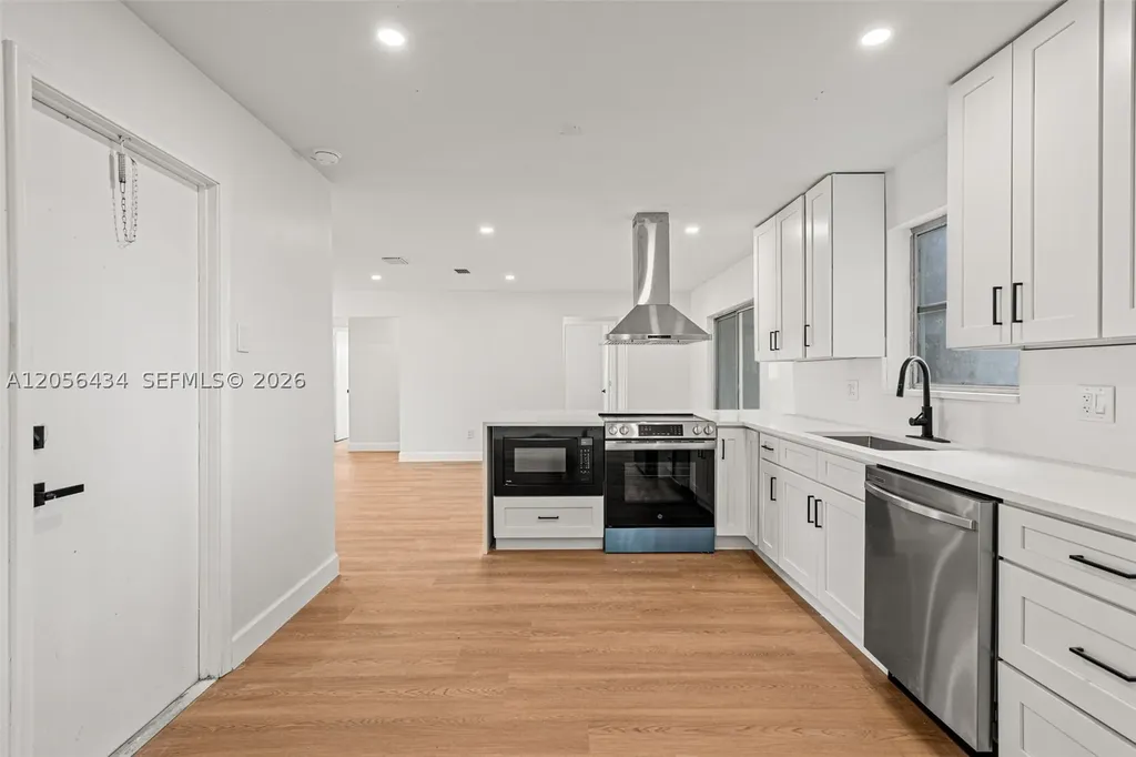 10660 Eureka Street Boca Raton FL 33428