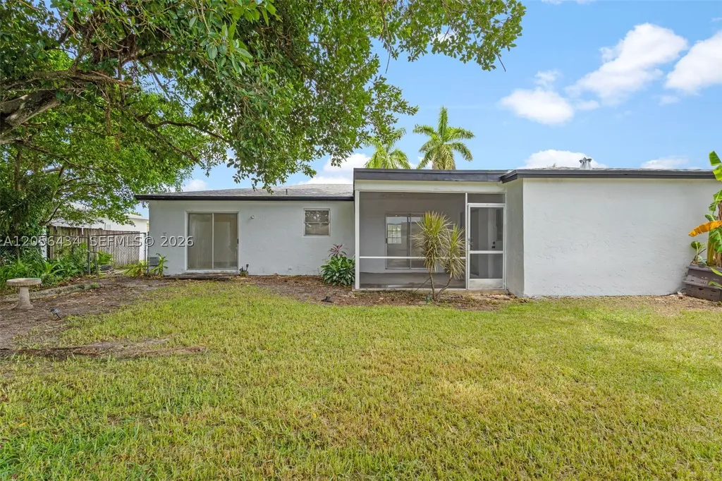 10660 Eureka Street Boca Raton FL 33428