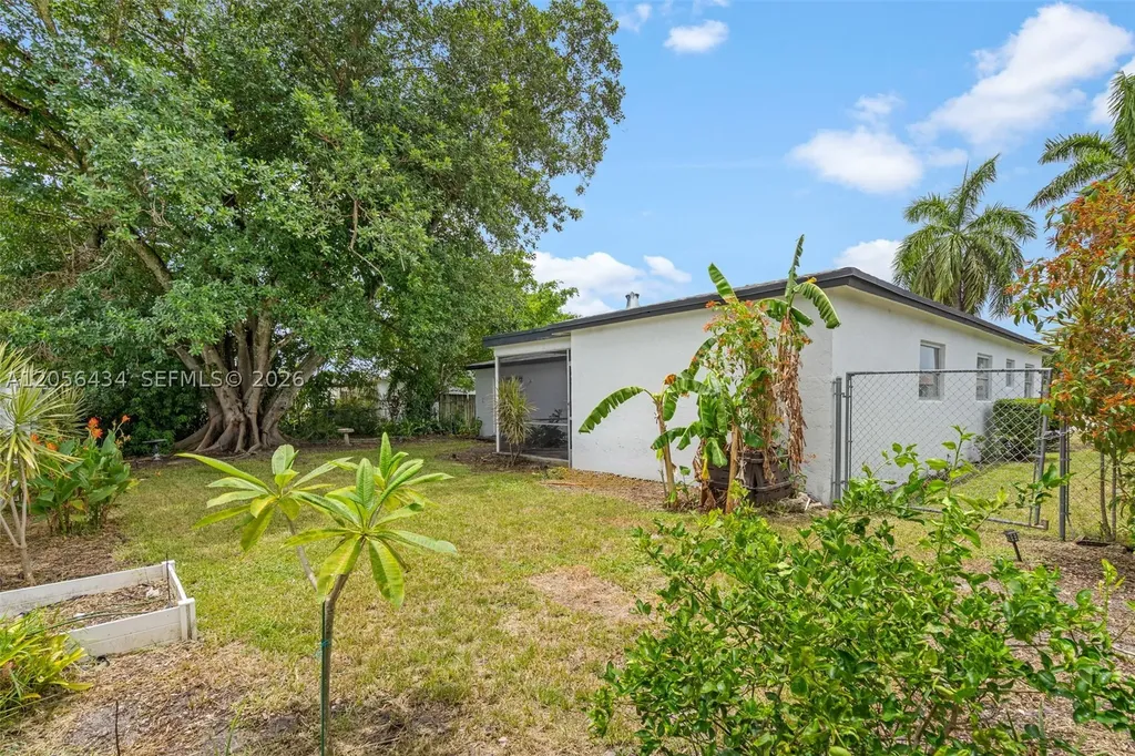 10660 Eureka Street Boca Raton FL 33428