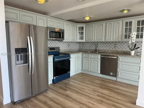 3000 NE 188th Street Aventura FL 33180