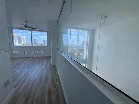 3000 NE 188th Street Aventura FL 33180