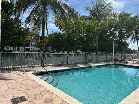 3000 NE 188th Street Aventura FL 33180