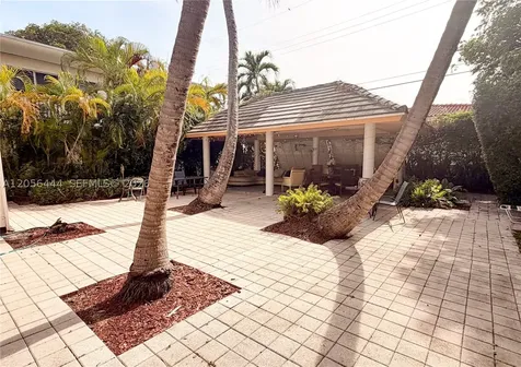 8144 Harding Avenue Miami Beach FL 33141