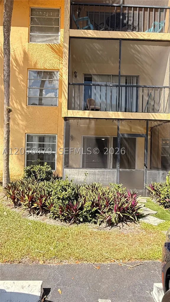 470 NW 20th Street Boca Raton FL 33431