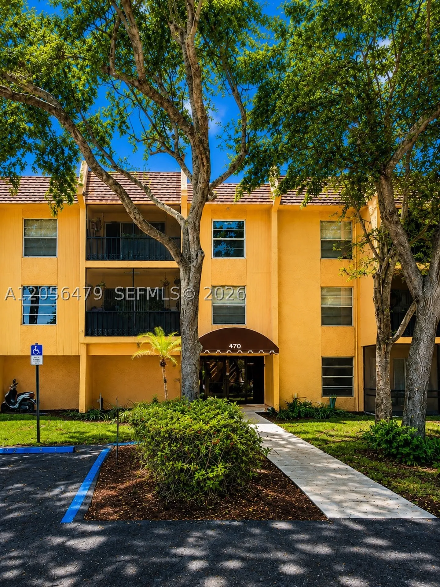 470 NW 20th Street Boca Raton FL 33431