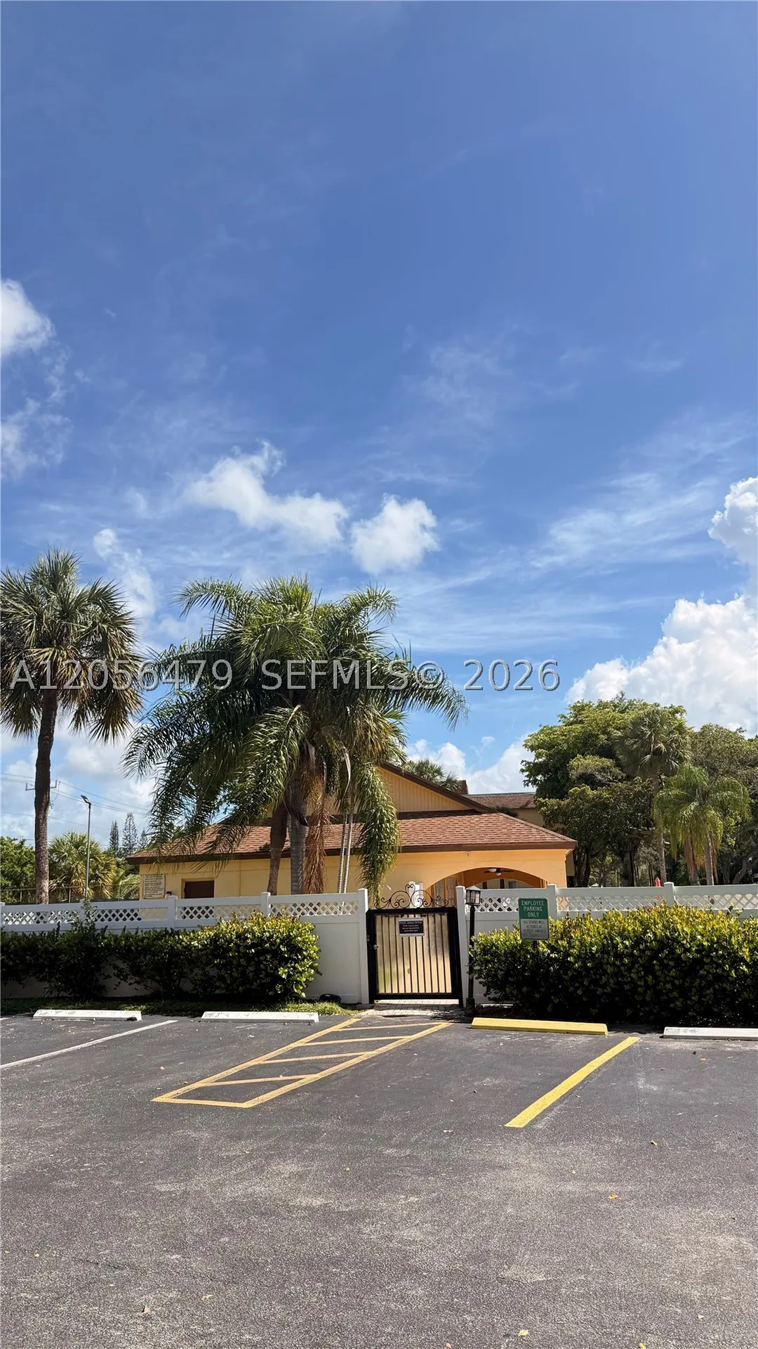 470 NW 20th Street Boca Raton FL 33431