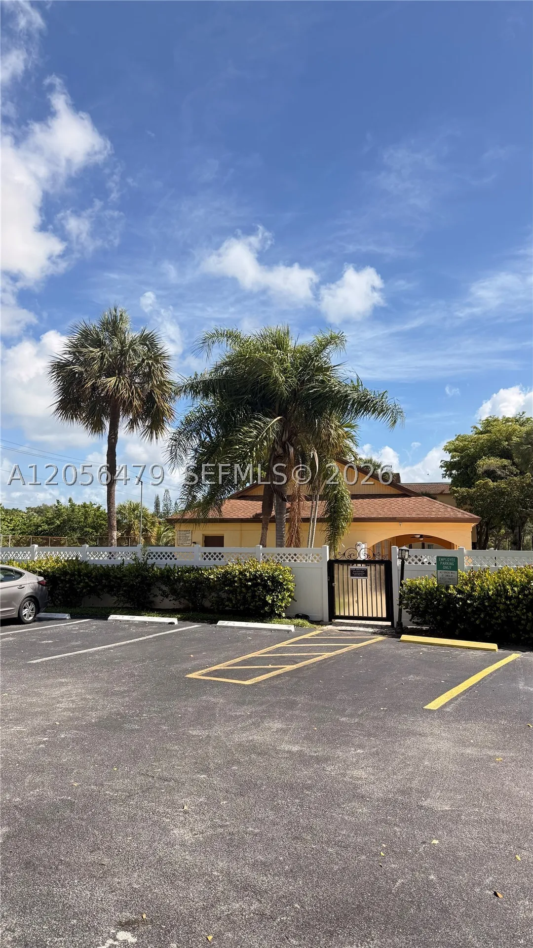470 NW 20th Street Boca Raton FL 33431