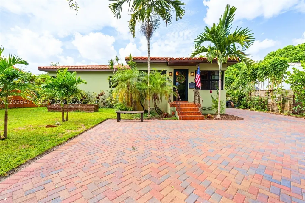 550 Westward Drive Miami Springs FL 33166