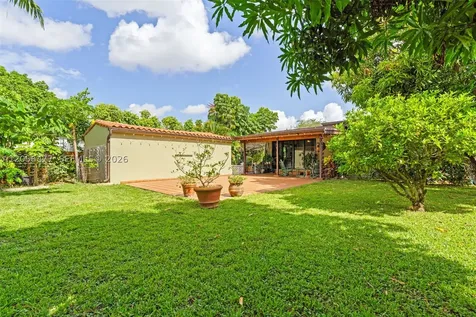 550 Westward Drive Miami Springs FL 33166