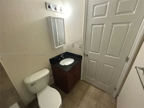 2880 Pine Tree Drive Miami Beach FL 33140