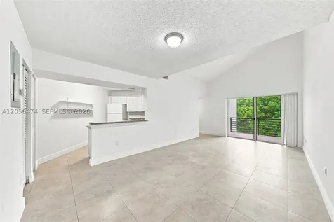 9735 Fontainebleau Boulevard Miami FL 33172