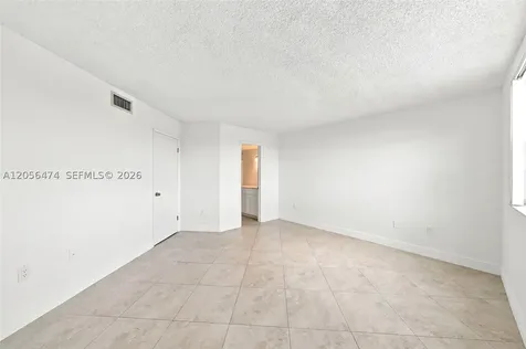 9735 Fontainebleau Boulevard Miami FL 33172