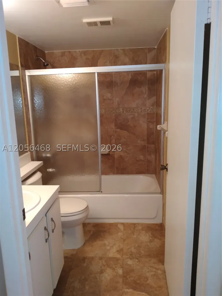 570 S Park Road Hollywood FL 33021