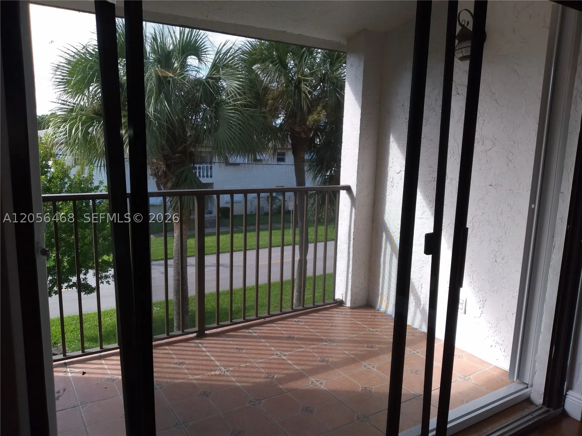 570 S Park Road Hollywood FL 33021