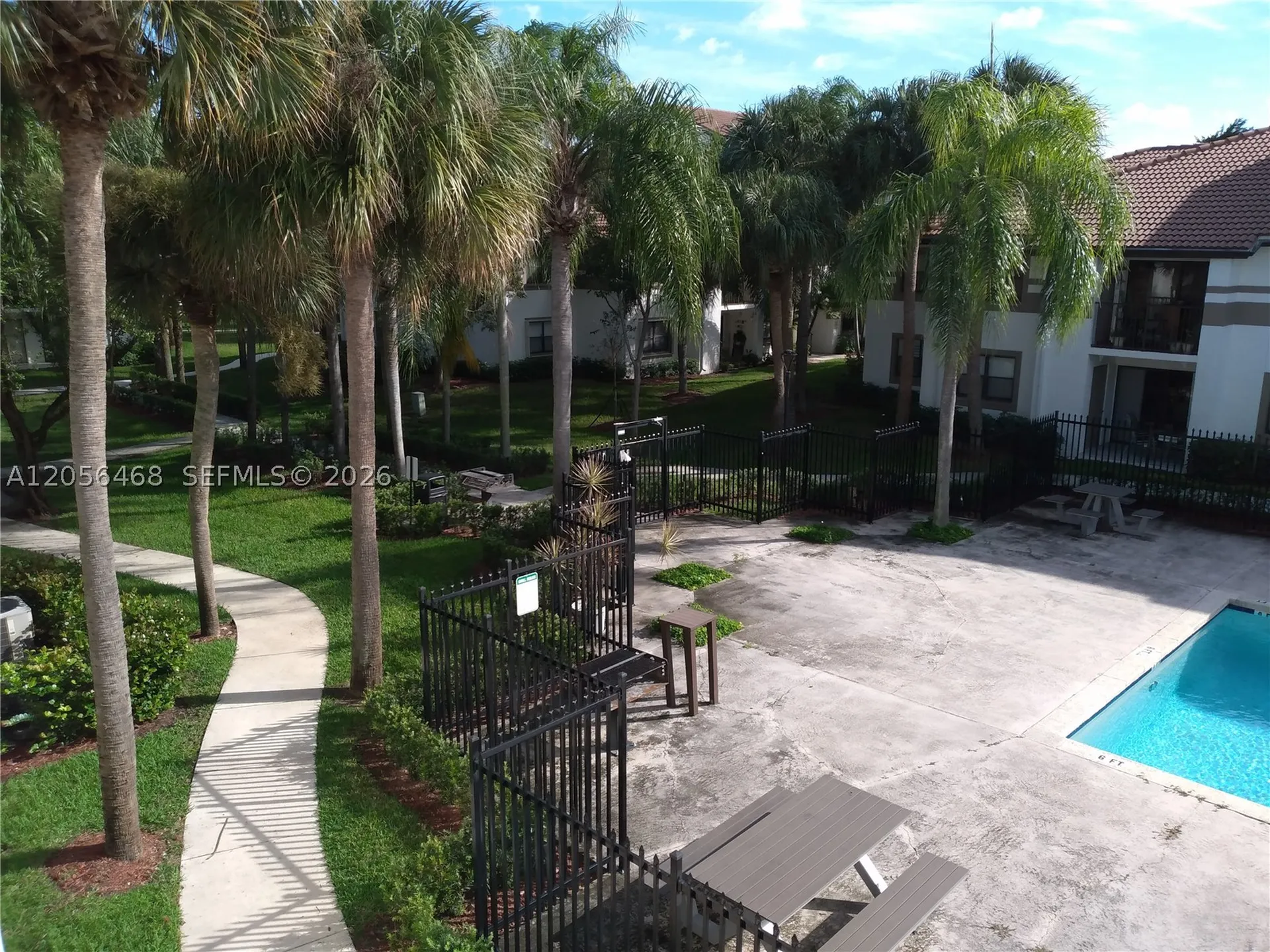570 S Park Road Hollywood FL 33021