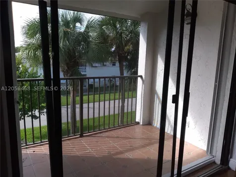 570 S Park Road Hollywood FL 33021