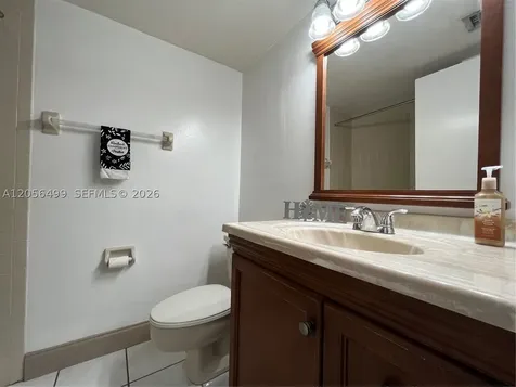 215 Lake Pointe Drive Oakland Park FL 33309