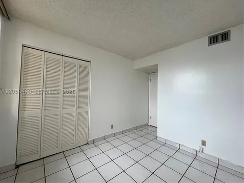 215 Lake Pointe Drive Oakland Park FL 33309