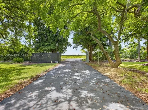 33800 SW 212th Avenue Homestead FL 33034