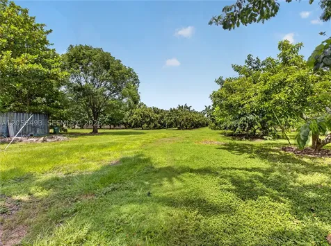33800 SW 212th Avenue Homestead FL 33034