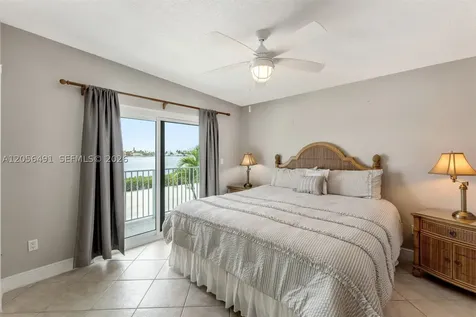 46 Sadowski Causeway Key Colony Beach FL 33051