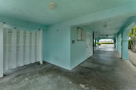 46 Sadowski Causeway Key Colony Beach FL 33051
