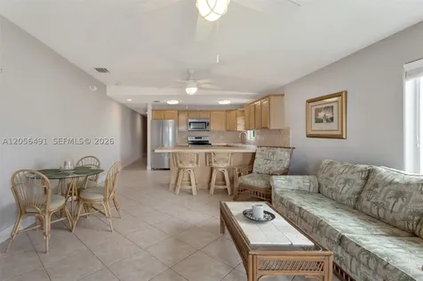 46 Sadowski Causeway Key Colony Beach FL 33051