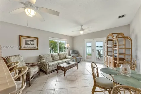 46 Sadowski Causeway Key Colony Beach FL 33051