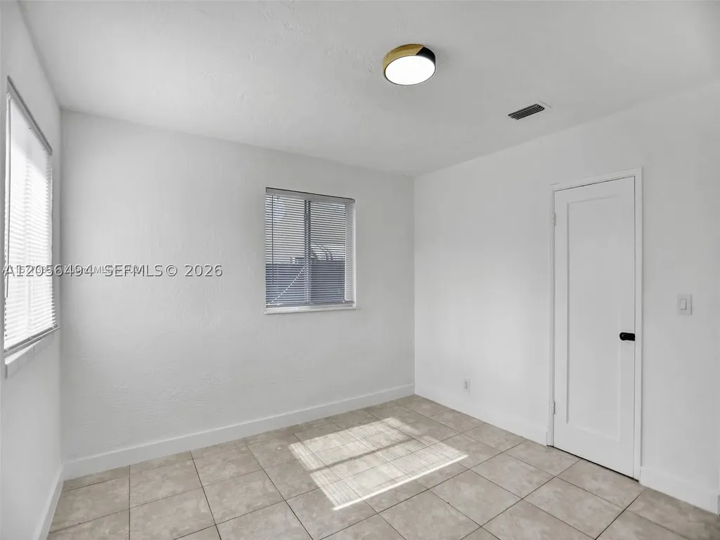 708 N 20th Hollywood FL 33020