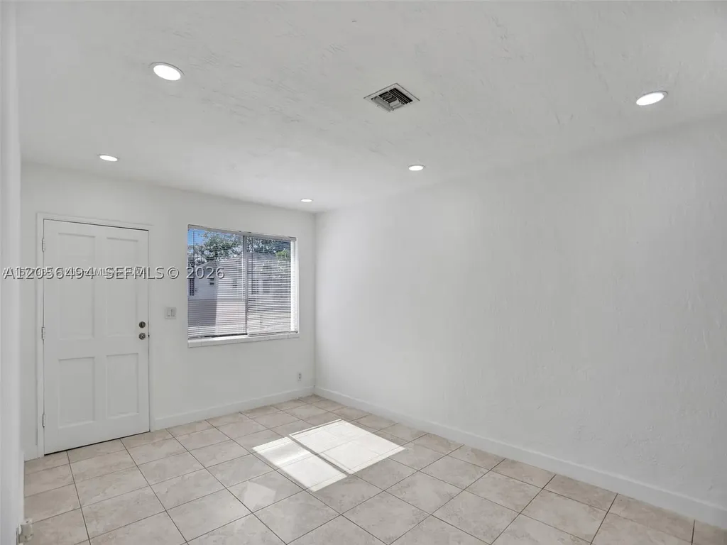 708 N 20th Hollywood FL 33020