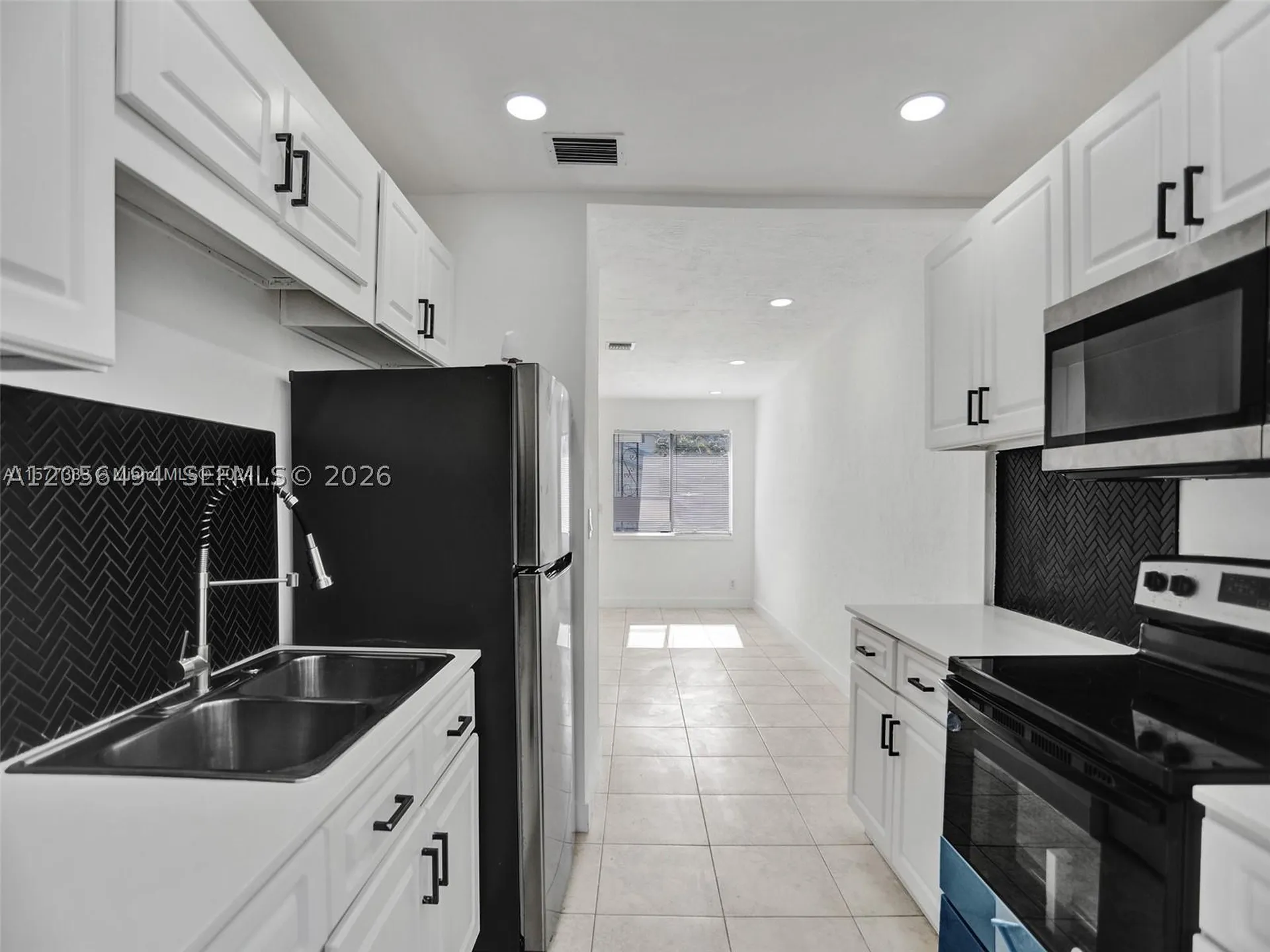 708 N 20th Hollywood FL 33020